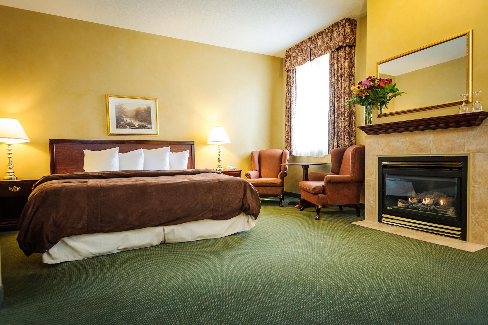 Peterborough Inn & Suites Hotel Екстер'єр фото