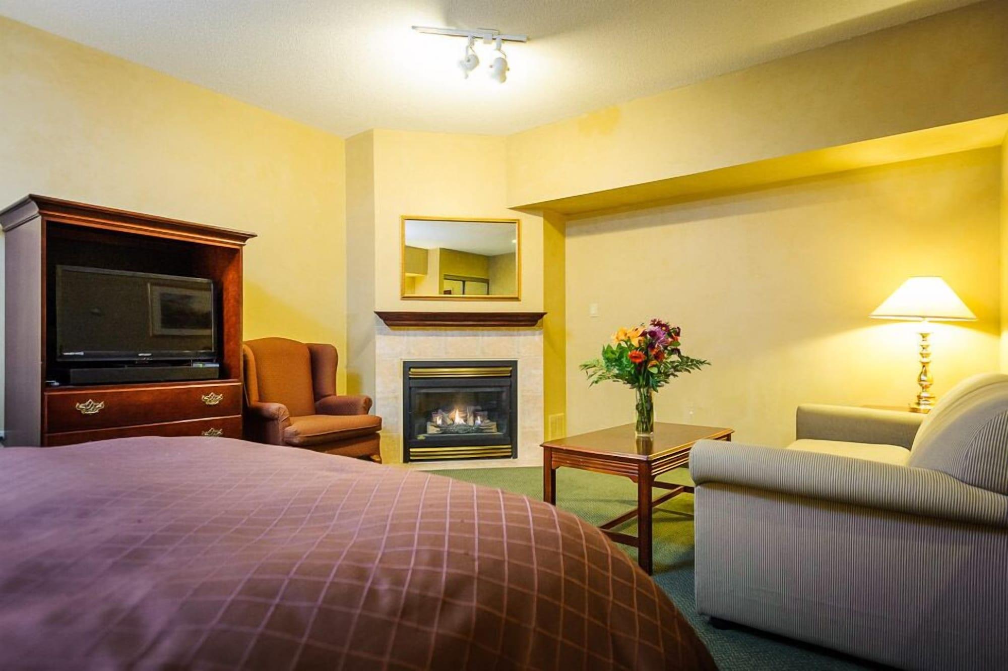 Peterborough Inn & Suites Hotel Екстер'єр фото